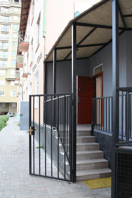 Golden Gobi Hostel & Tours Ulan Bator Eksteriør bilde